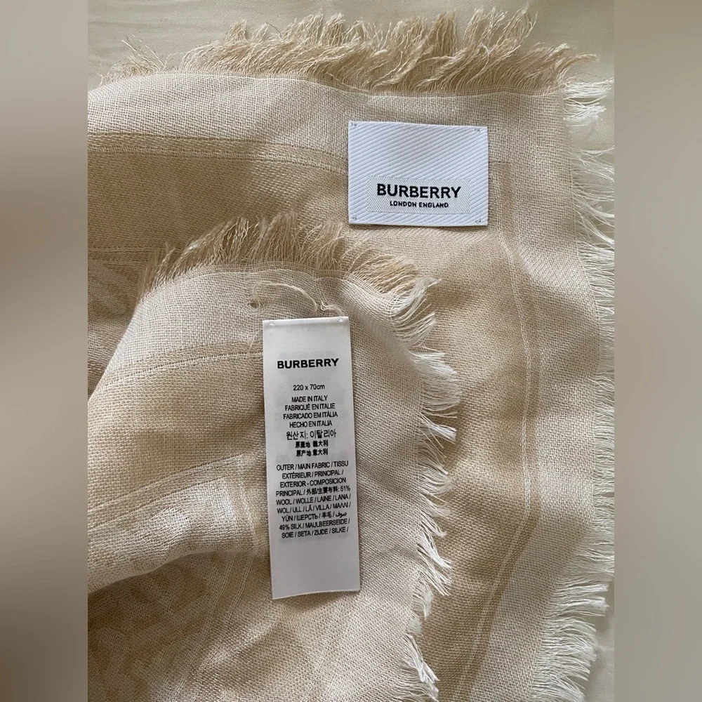 New Burberry Lightweight Monogram Wool Silk Blen Gauze Scarf 86.6 x 27.6 - Picture 4 of 5